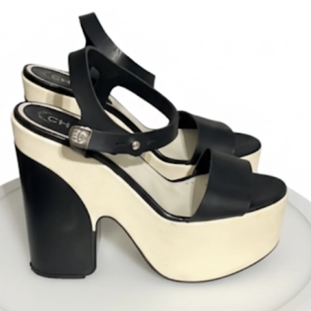 Authentic Chanel black leather signature luxury designer platform sandals sz 9 - Picture 2 of 15